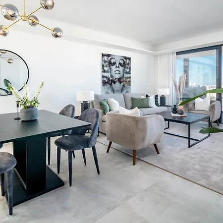 Inf36k - Luxury Perfect Location Apartment *