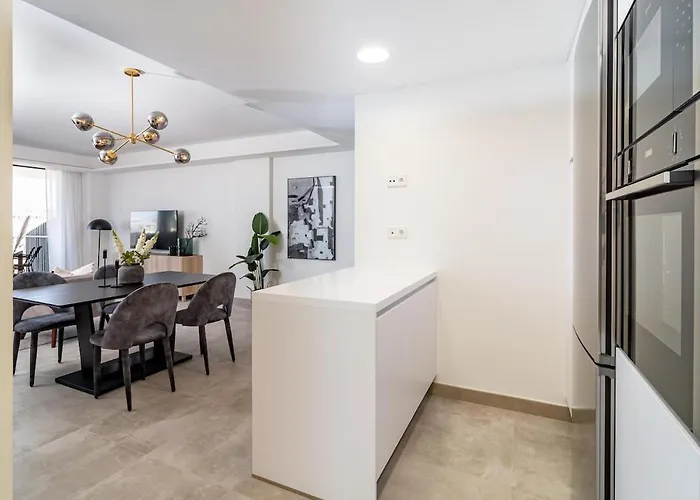 Inf3.6k - Luxury Perfect Location Estepona