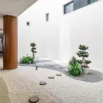 Inf3.6k - Luxury Perfect Location Apartment
