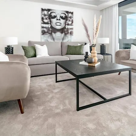 Inf36k - Luxury Perfect Location Lejlighed *