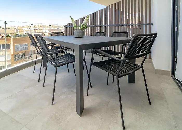 Inf3.6k - Luxury Perfect Location Estepona