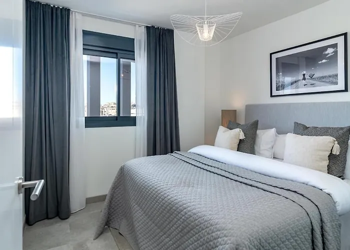 Inf3.6k - Luxury Perfect Location Estepona