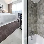Inf3.6k - Luxury Perfect Location *